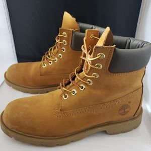 Timberland Men's 6" Basic Boot Wheat Size 9M